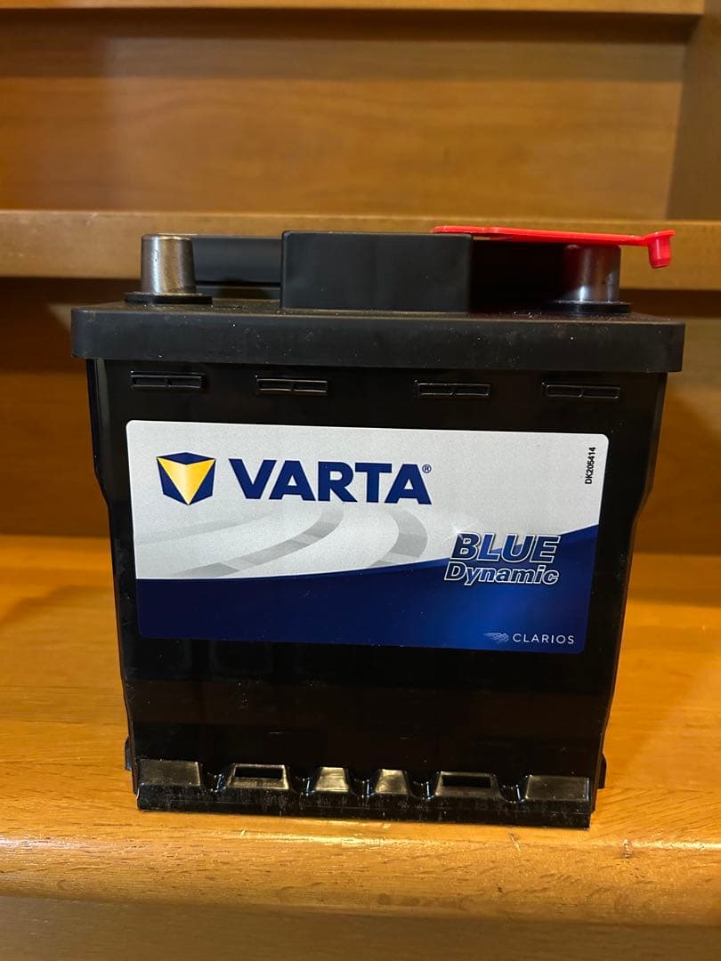 VARTA BLUE Dynamic LN0 12V 44Ah バッテリー