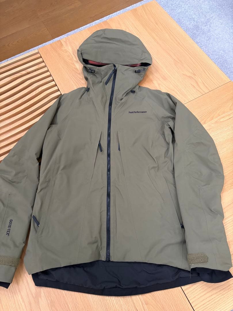 peak performanceスキーウェア　レディースM