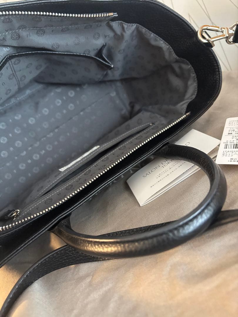 サロンドアルファード　ルクーチェ　スマイル　レザー　ブラック　2way