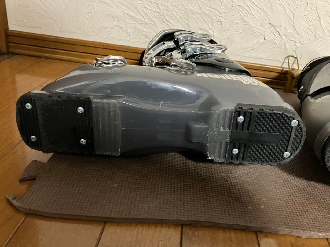 HANSON スキーブーツ 28.5〜29cm　足幅広め 保温性高