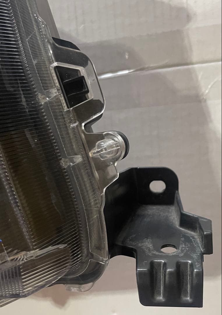 S700Vアトレー　純正ヘッドライト右側用