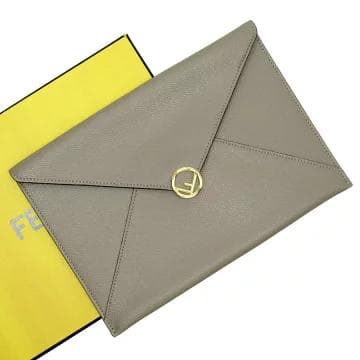 お値下中　FENDI フェンディ グレー レザー エンベロープ クラッチバッグ