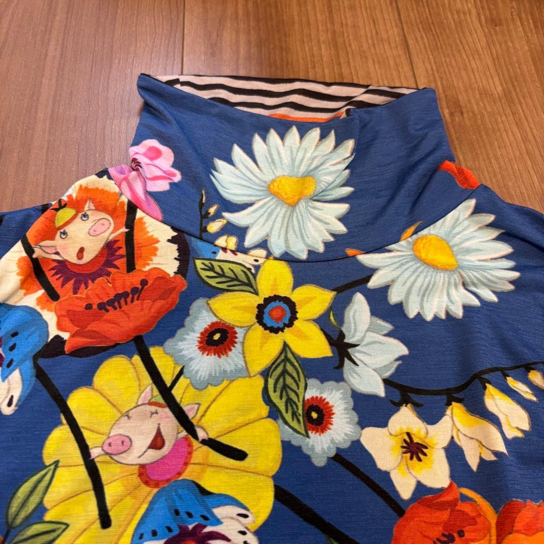 ナ*ロ様 OLLEBOREBLA アルベロベロ　チュニック　花と鳥とブタさん