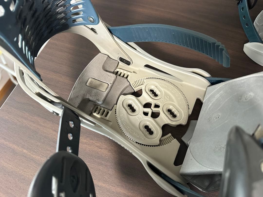 BURTON スノーボード ビンディング GENESIS TTモデル