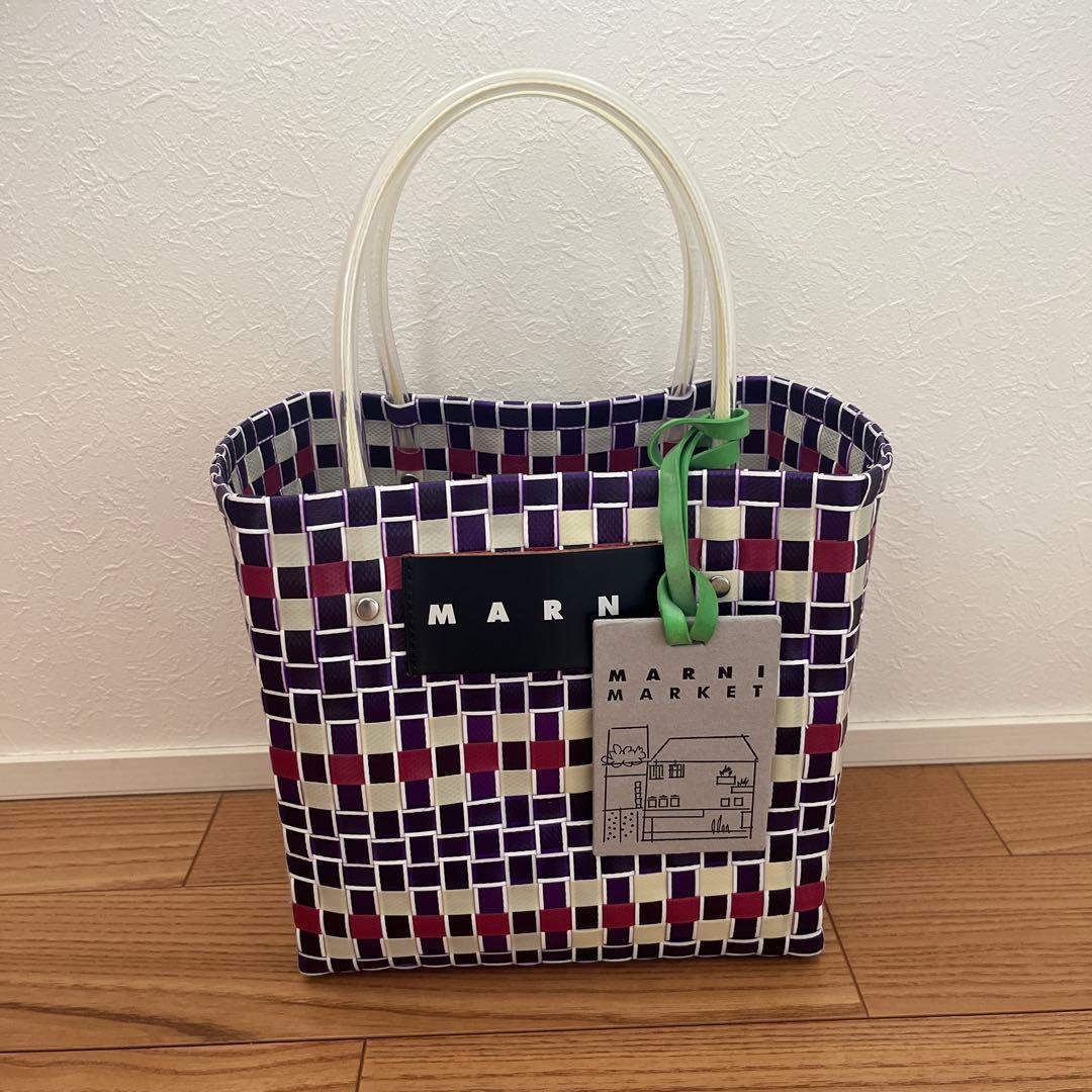 マルニ　バッグ