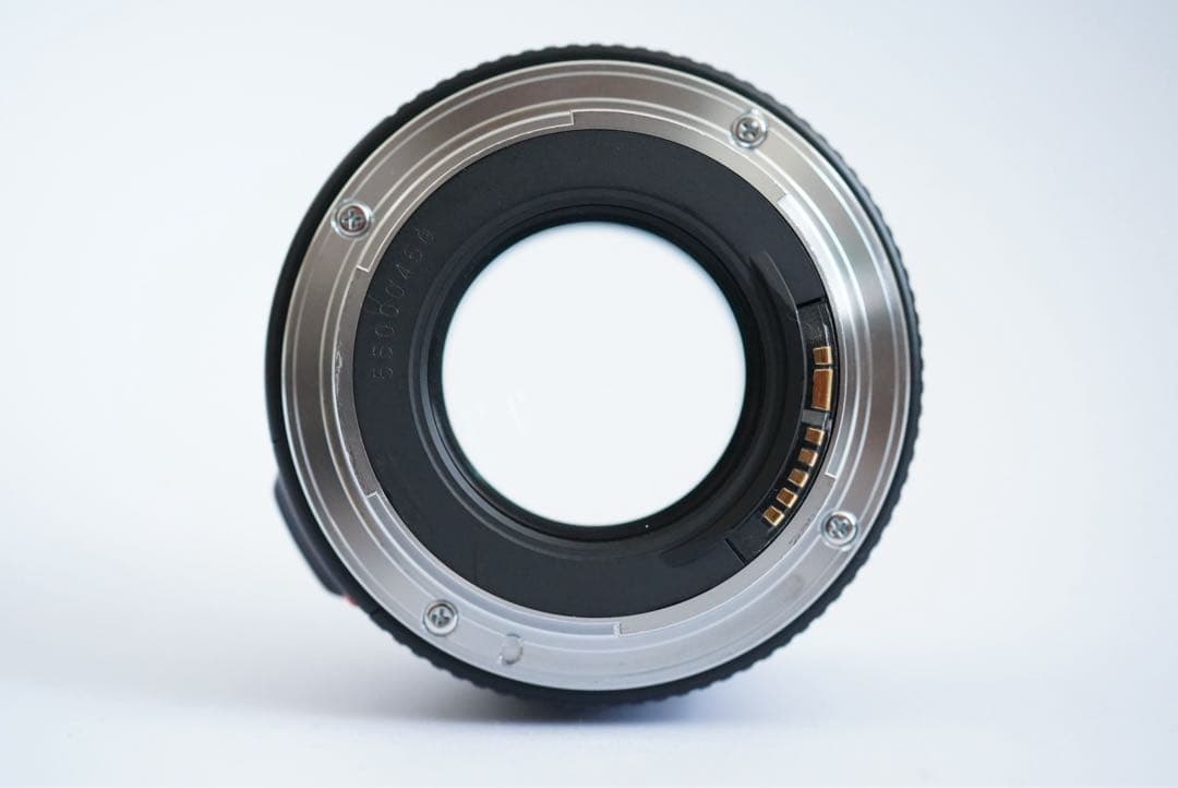 Canon EF 100mm f/2 単焦点レンズ 訳あり