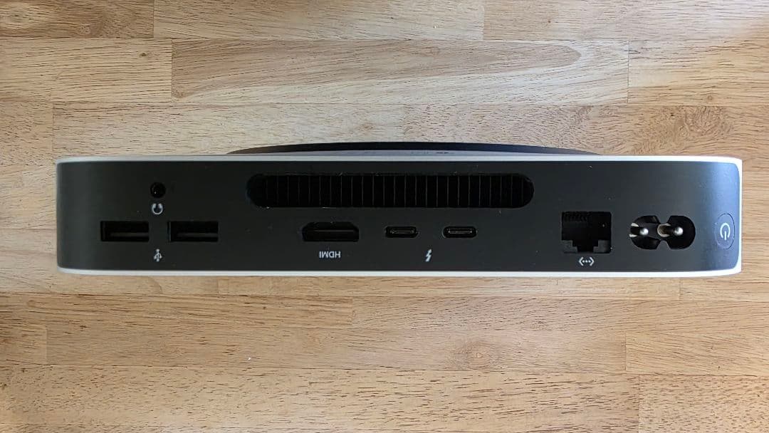 Mac miniM2 16GB+ マウス + キーボード+ケース