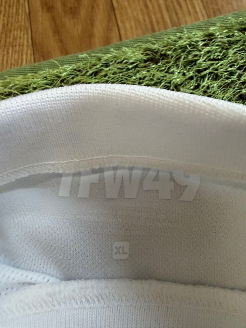 新品正規品TFW49/XL】吸汗速乾ドライ素材半袖モックネックシャツ高機能高品質