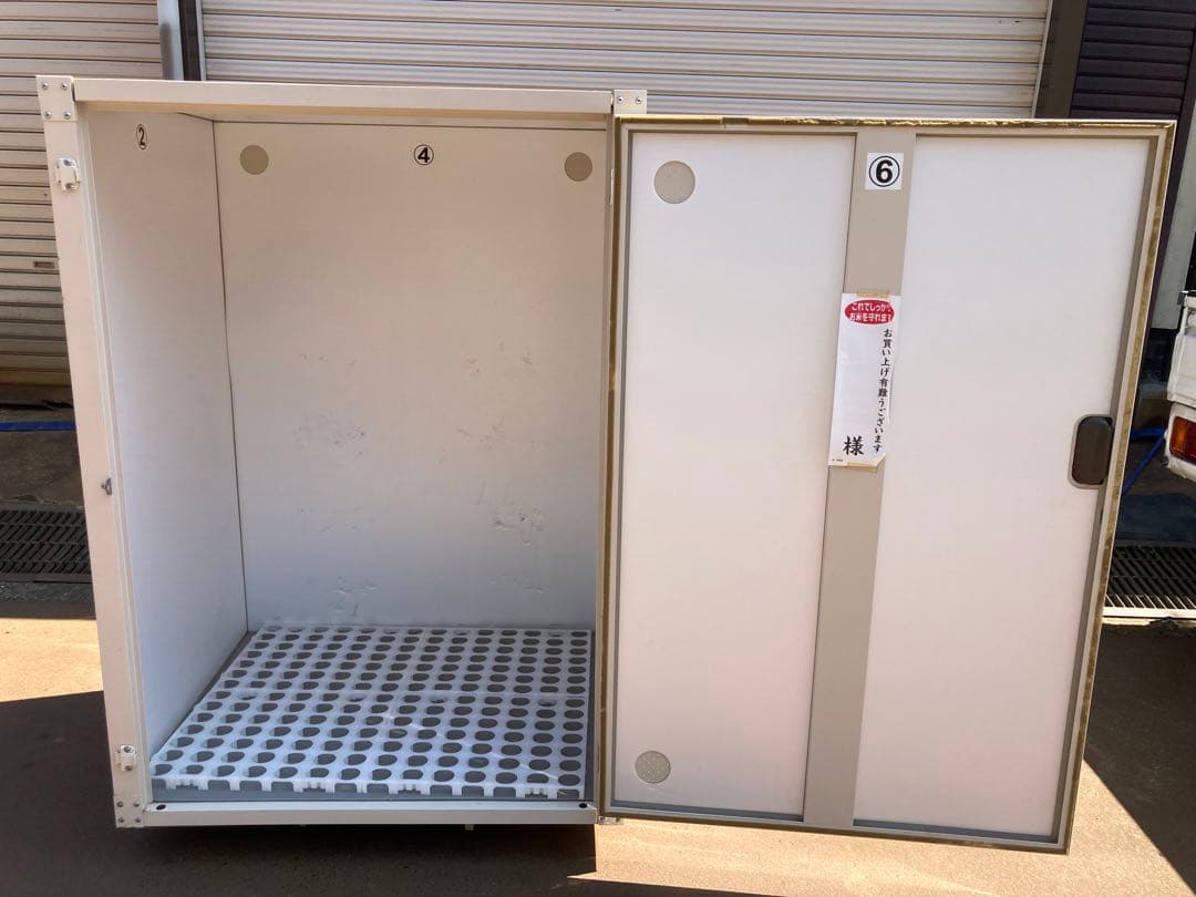 米保管庫　6俵（30㌔×12袋）入用