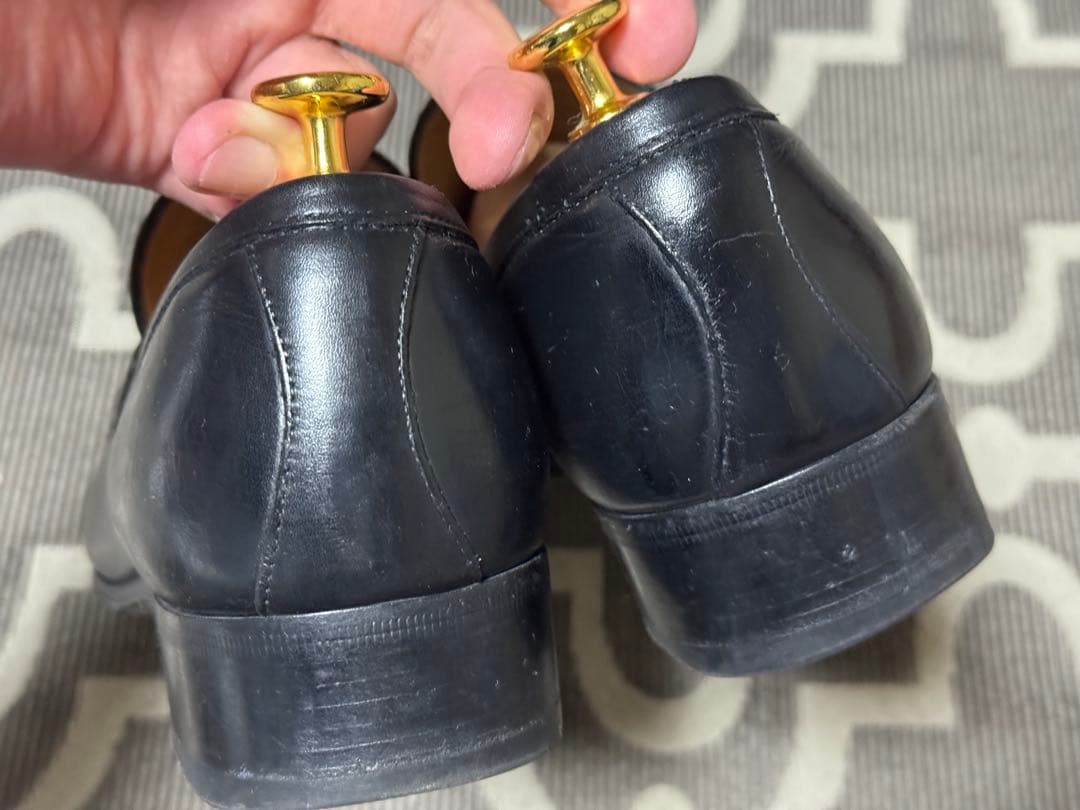 GUCCI ブラックレザー タッセルローファー 7