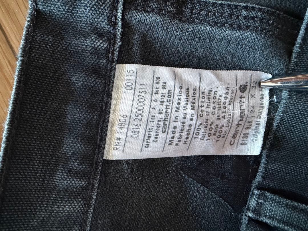 34×32 Carhartt ダブルニー 墨黒フェード 雰囲気系 ボロ