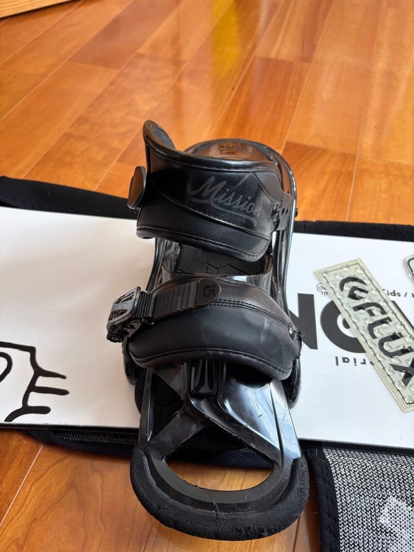 NOVMBR スノーボード バインディング付き