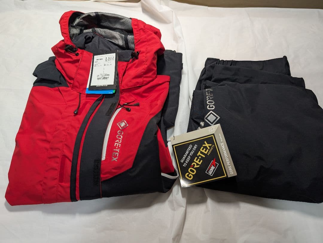 新品展示品　ダイワ　管452GP ゴアテックス プロダクト レインスーツ