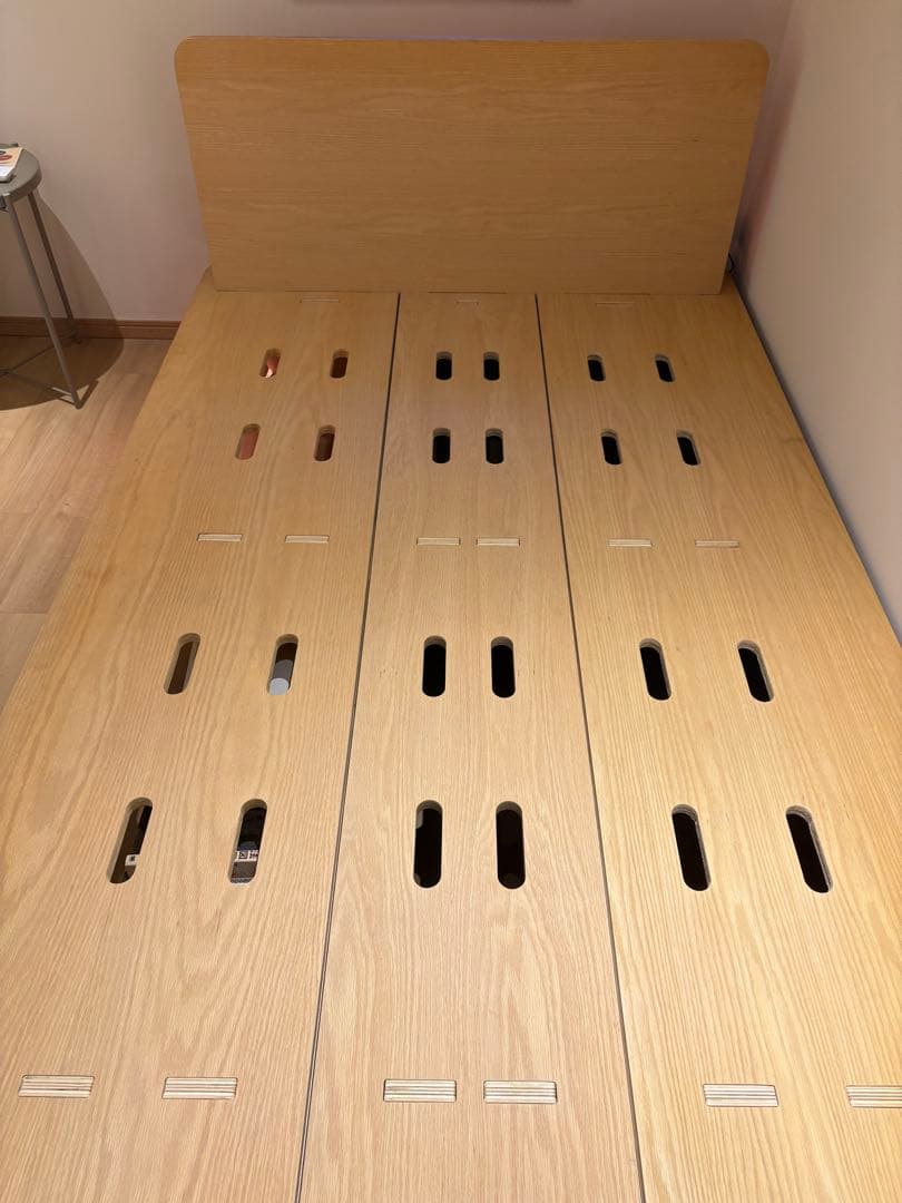 【引き取り限定（東京都三鷹市） 】koala コアラベッドフレーム／セミダブル