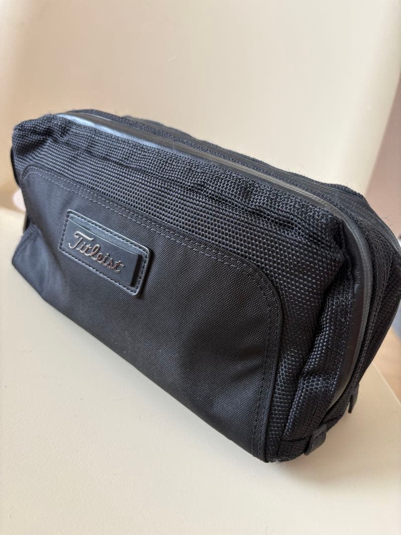 【日本未入荷・ハワイ限定】タイトリスト・ラウンドポーチ