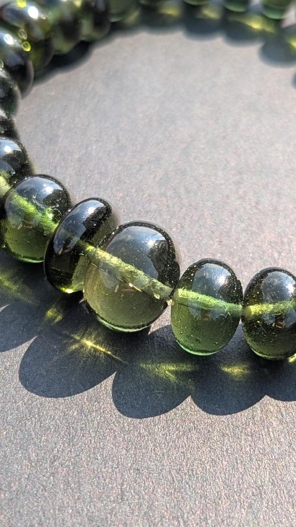 値下げ リングおまけ付き【希少極美】モルダバイトボタンタイプブレスレット