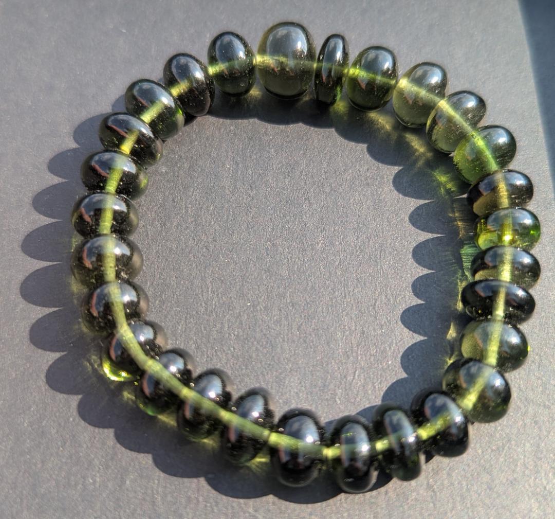 値下げ リングおまけ付き【希少極美】モルダバイトボタンタイプブレスレット