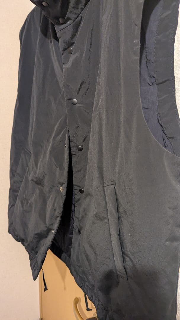 ジャケット・アウター Aton TECHNO COTTON PADDED VEST BLACK