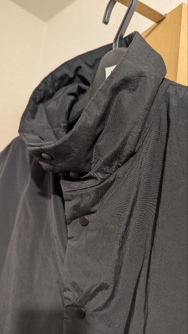 ジャケット・アウター Aton TECHNO COTTON PADDED VEST BLACK