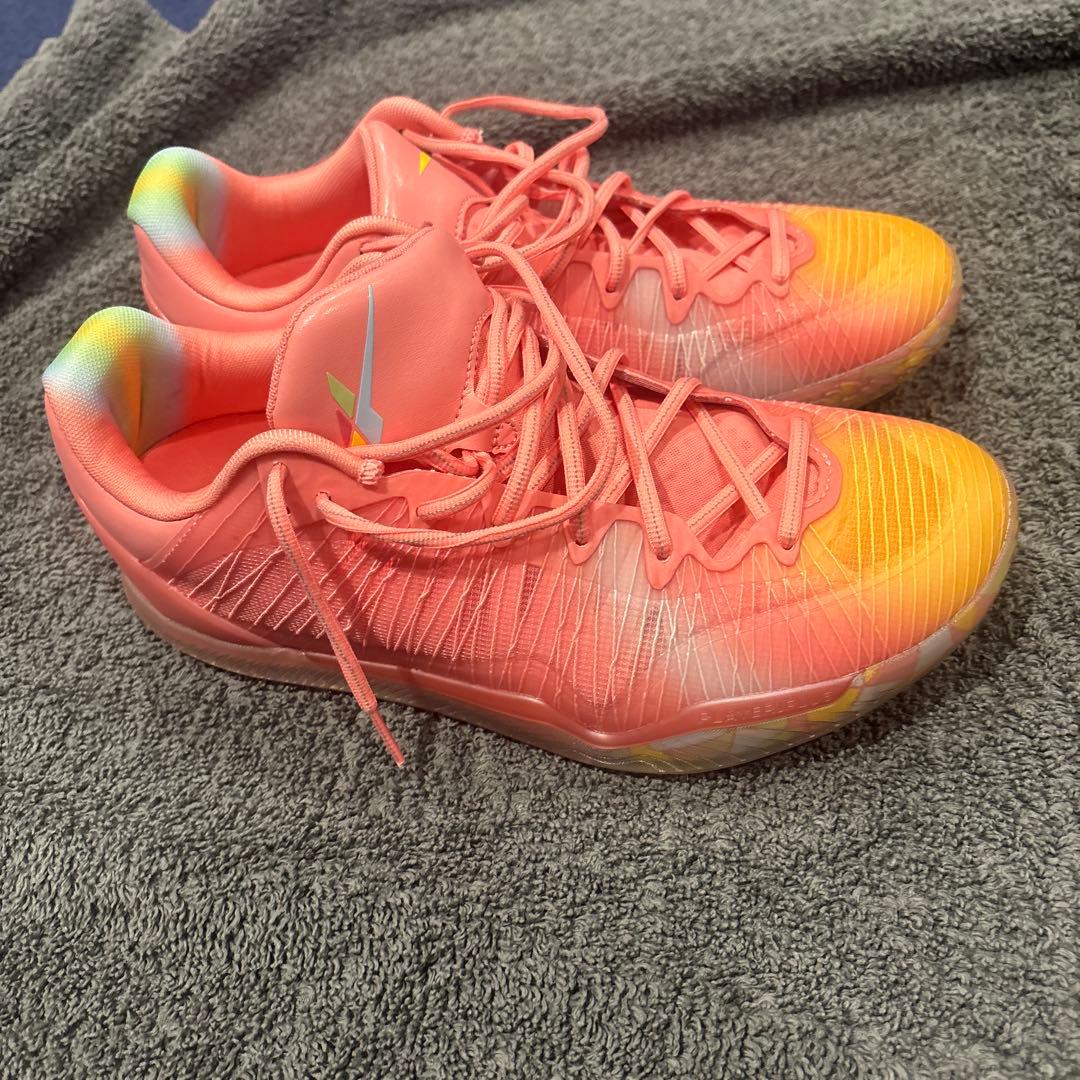 バスケットボールシューズ ピンク/オレンジ