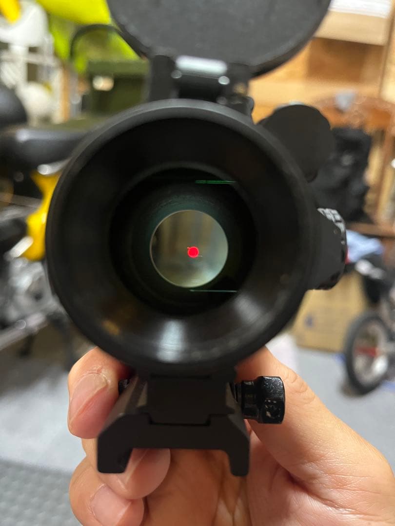 ドットサイト　実銃対応　ベクターオプティクス ノーチラス