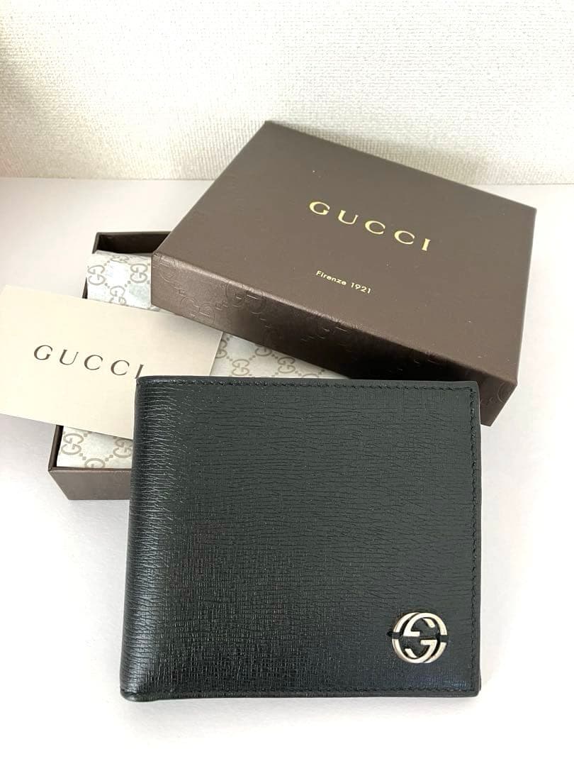 グッチ　GUCCI メンズパース　パース　財布　二つ折り財布　ウォレット