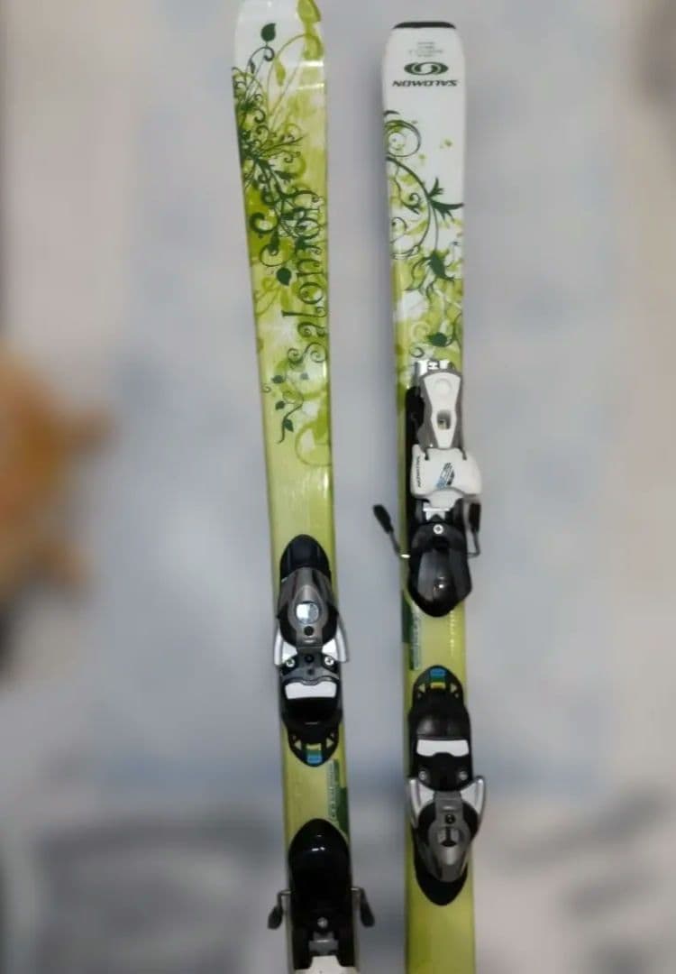 スキーセット　Salomon スキー板　ロシニョールブーツ　レディース