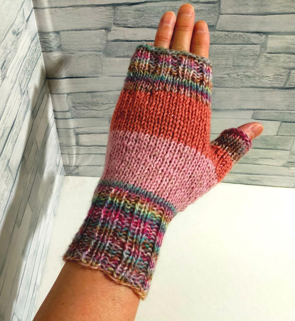 うさぴょん　7点セット　ハンドウォーマー　糸めぐり　青緑ラメ①406手編み