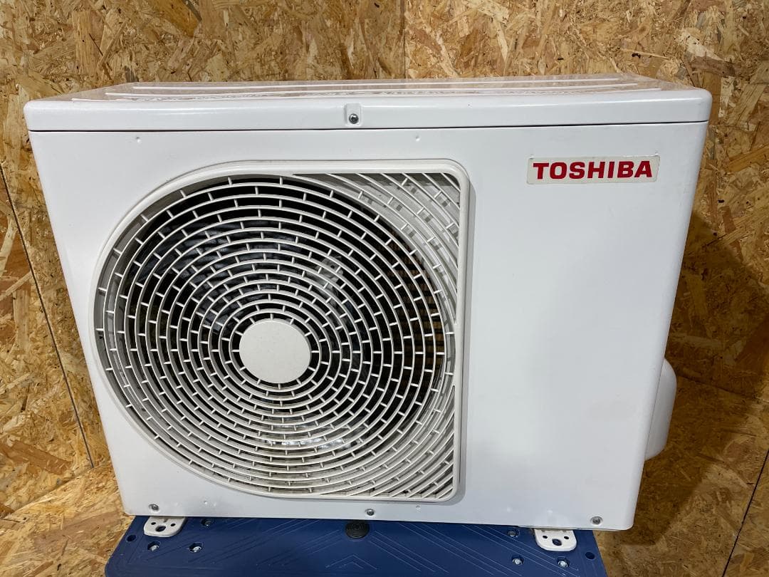 た*ろ様 東芝 エアコン RAS-H221ART　2021年製　519020