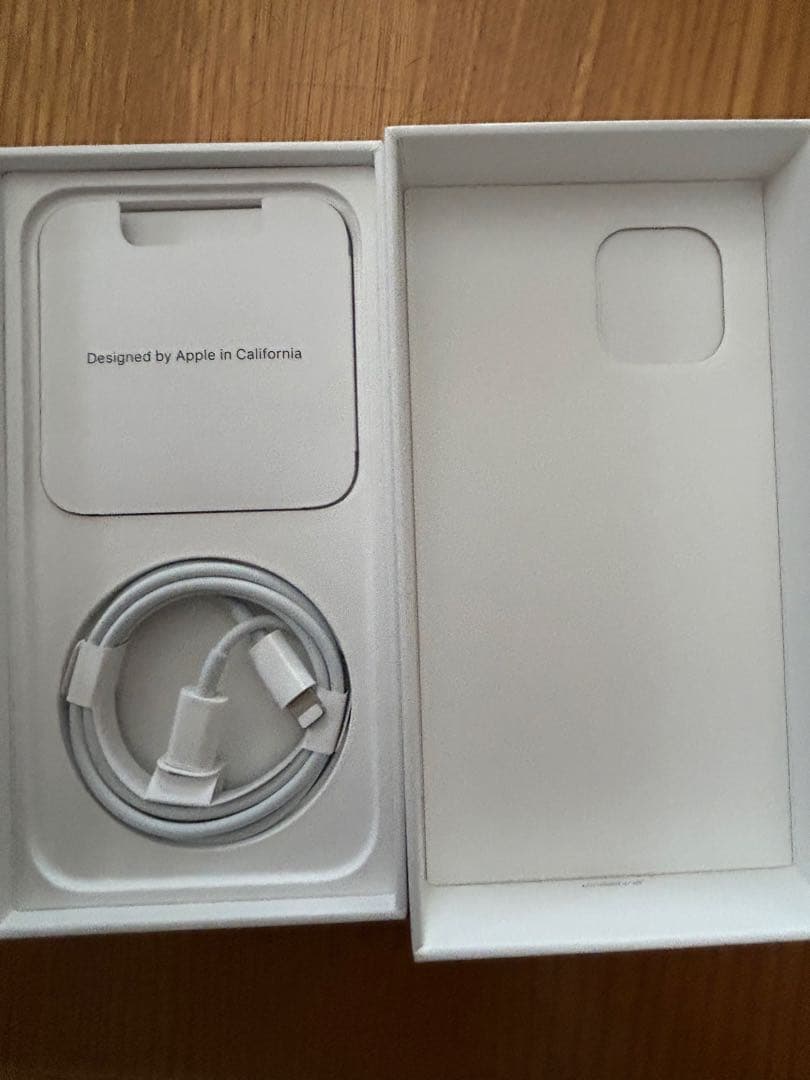 iPhone12 中古128GB ブラック　simフリー