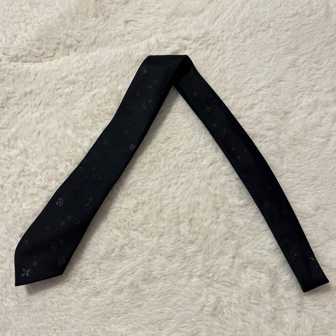 美品！現行 ルイヴィトン ネクタイ スターリーナイト 完売品