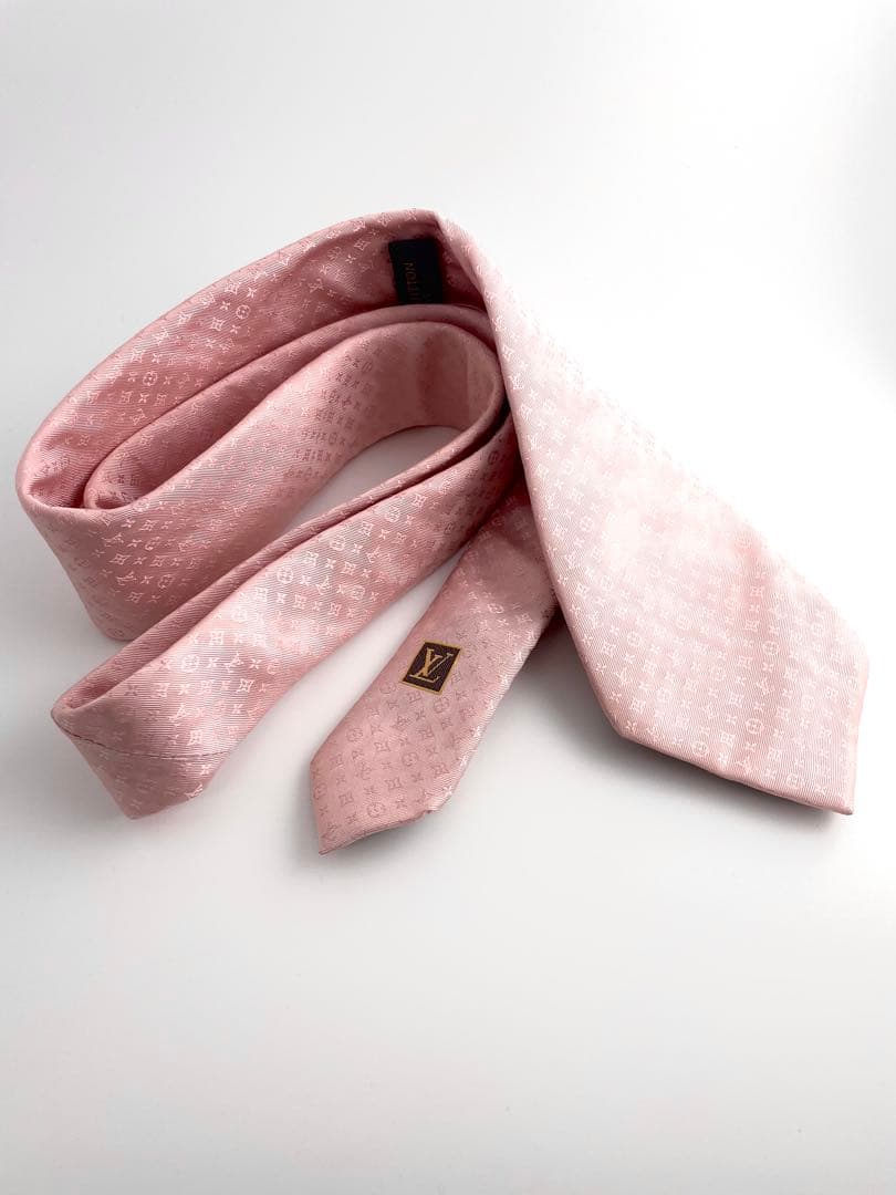 美品 ルイヴィトン ネクタイ ハイブランド モノグラム ピンク 高級