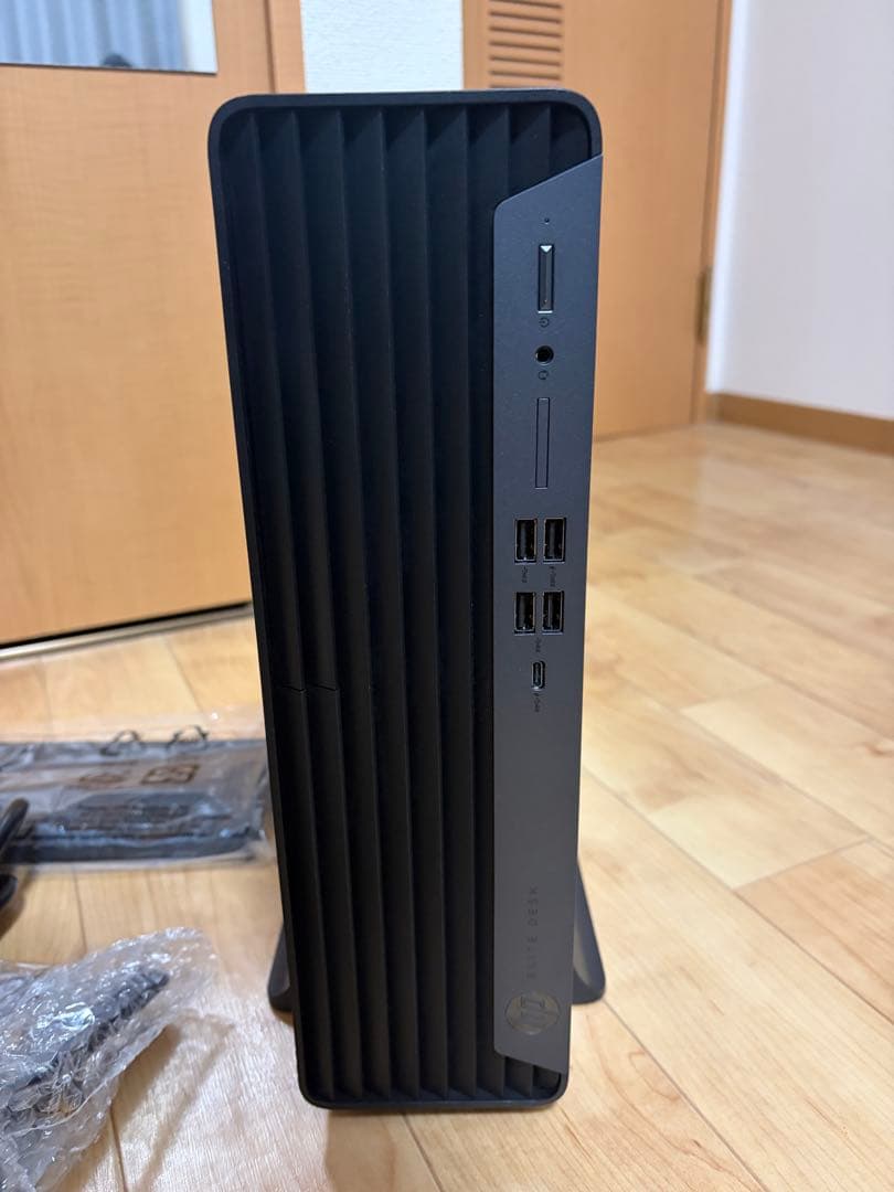 HP Elite SFF 805 G9 Ryzen7 8700G 16GBメモリ