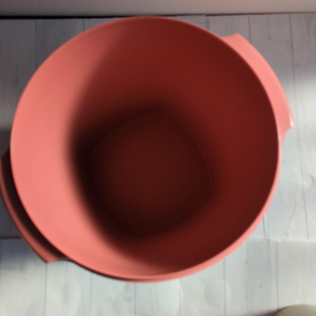 新品Tupperware.タッパーウェア-マキシクイ-ンデコレ-タ−.保存容器