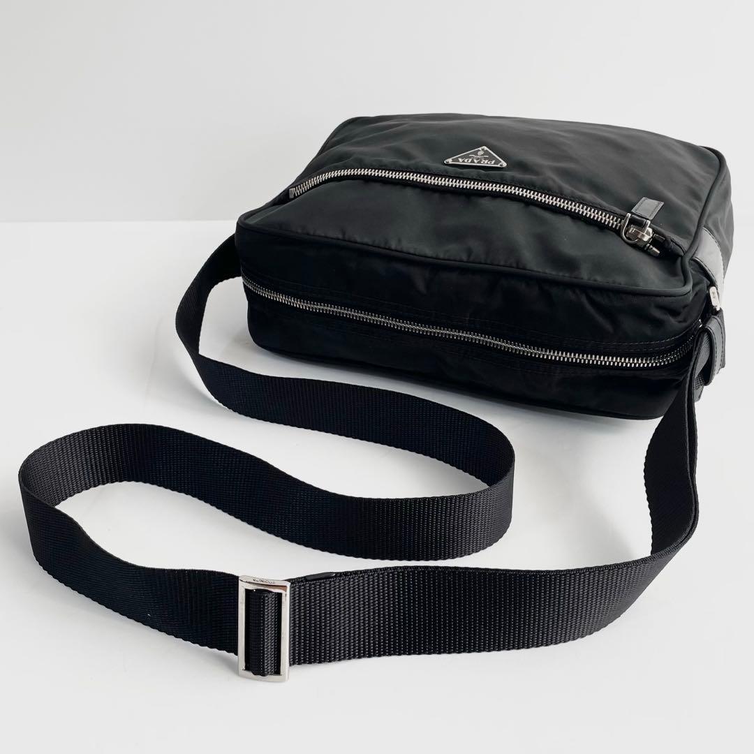 【極美品〜美品】プラダ ショルダーバッグ カメラバッグ ナイロン×レザー