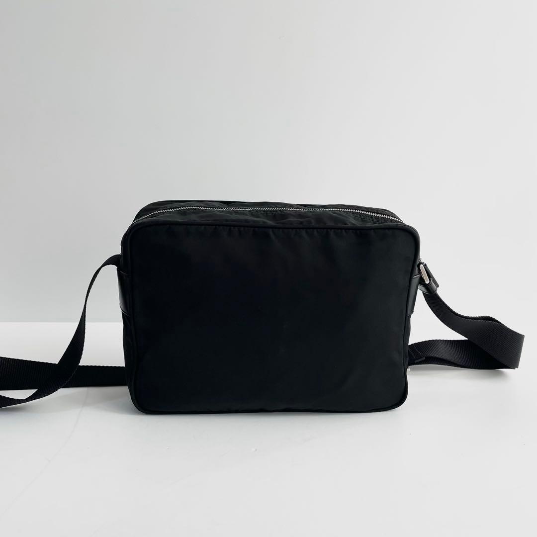 【極美品〜美品】プラダ ショルダーバッグ カメラバッグ ナイロン×レザー