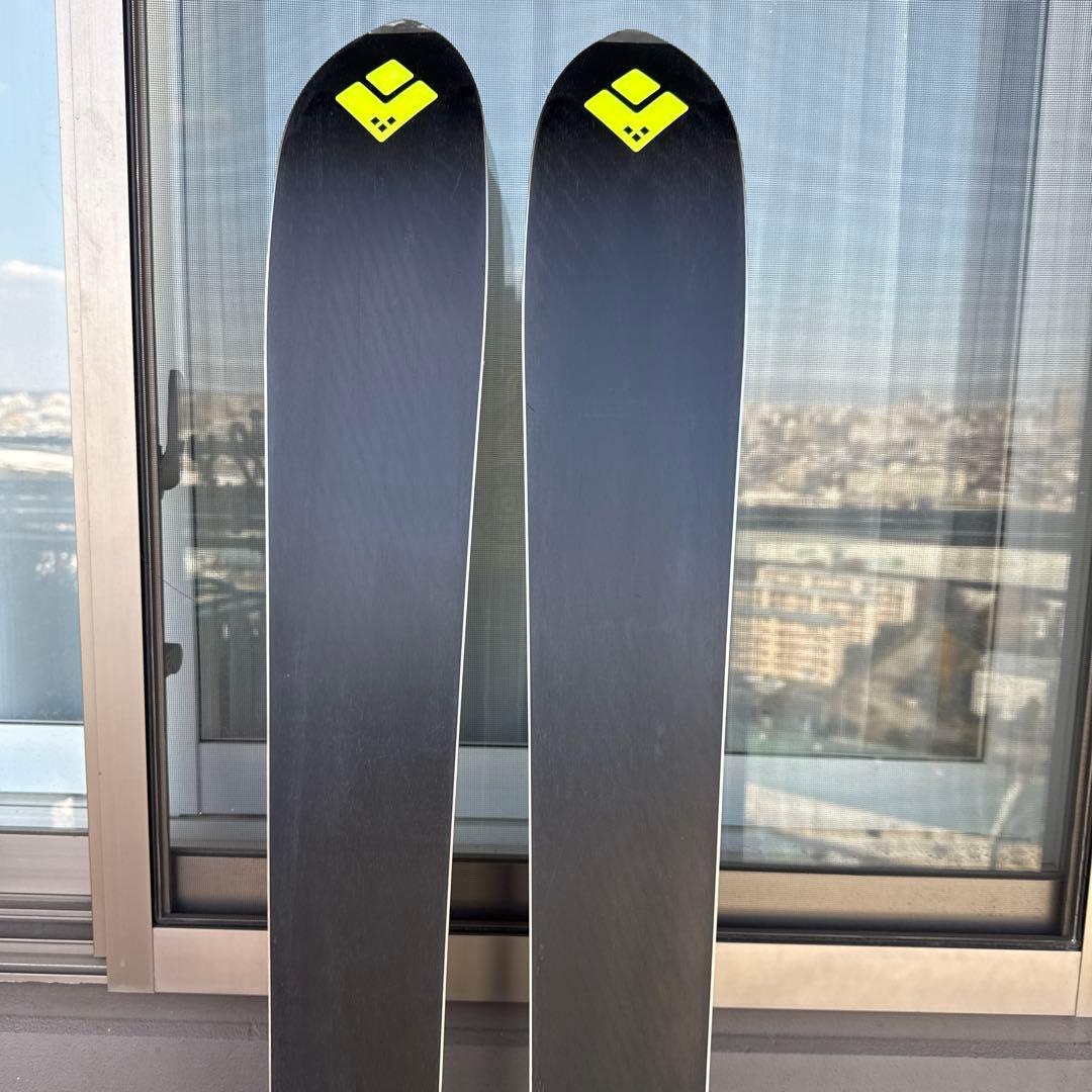 Vector Glide Aventura スキー板