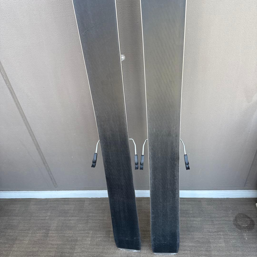 Vector Glide Aventura スキー板