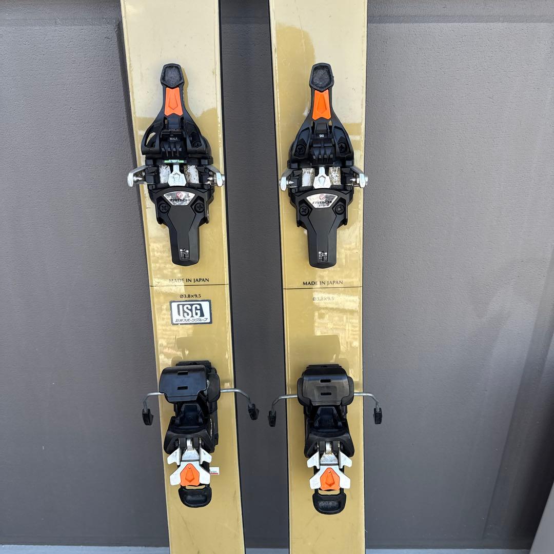 Vector Glide Aventura スキー板