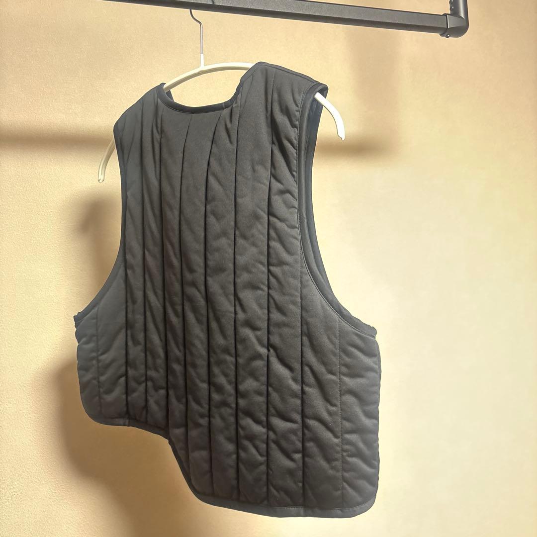 ナゴンスタンス 中綿ベスト