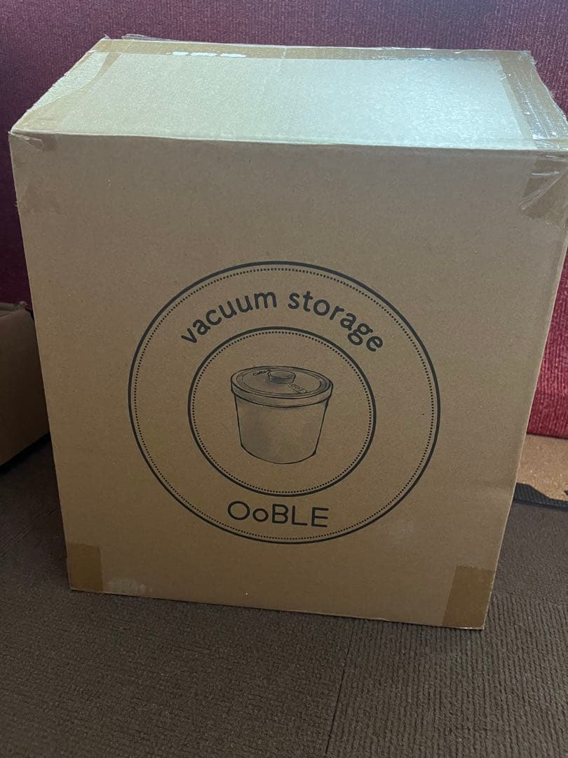 米びつ　おいしさキープ　真空保存容器　OoBLE 白　オーブル