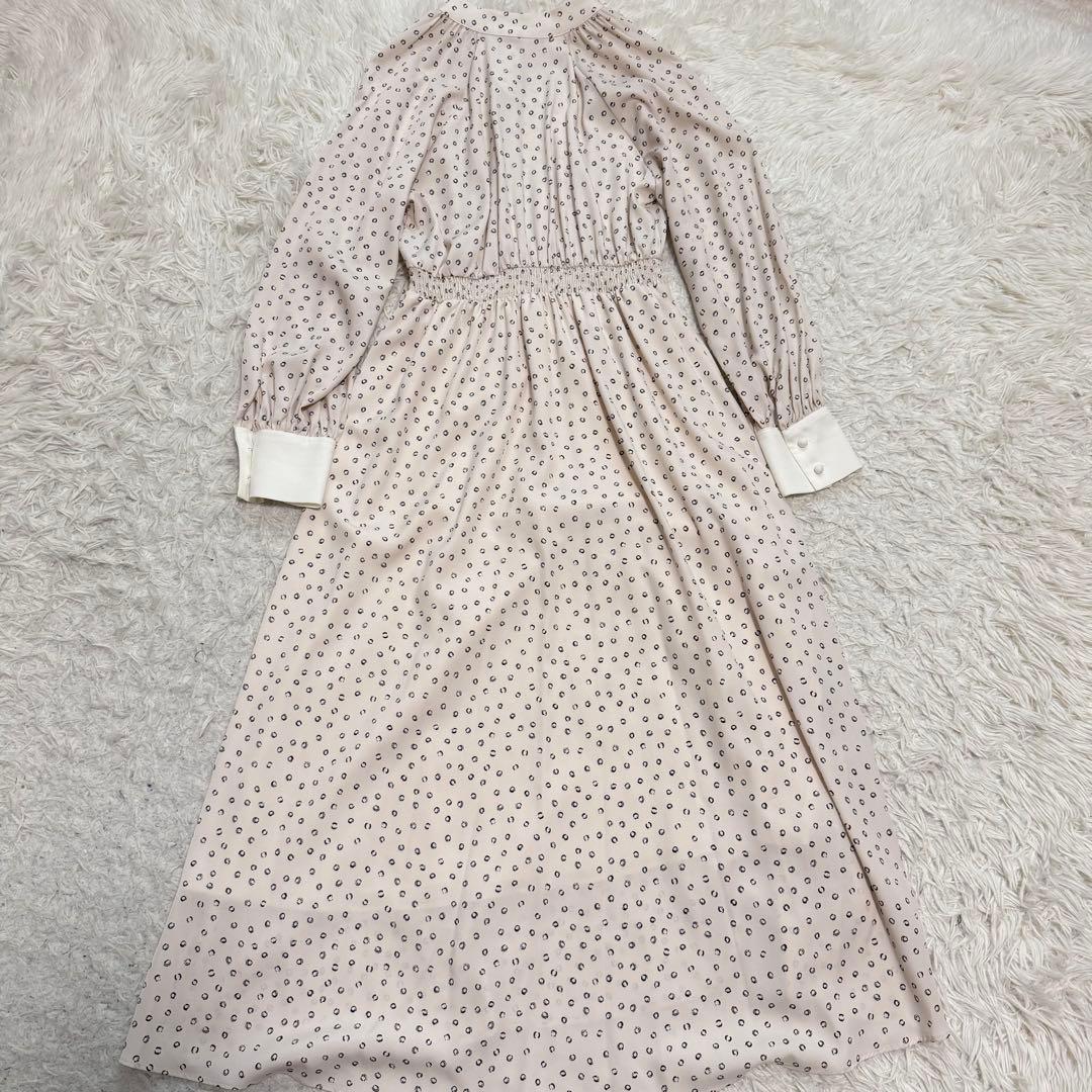 近年極美品　バーニーズニューヨーク　マキシ丈ワンピース　ボウタイ　ドット　総柄