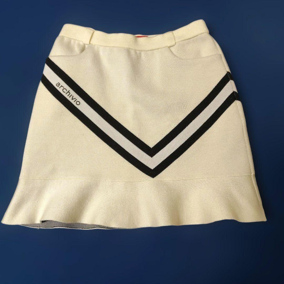 アルチビオ　ニット　スカート　38　ホワイト　裾フレア　2025秋冬