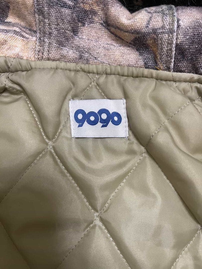 9090 キングロゴスラブデニムファージップフーディー