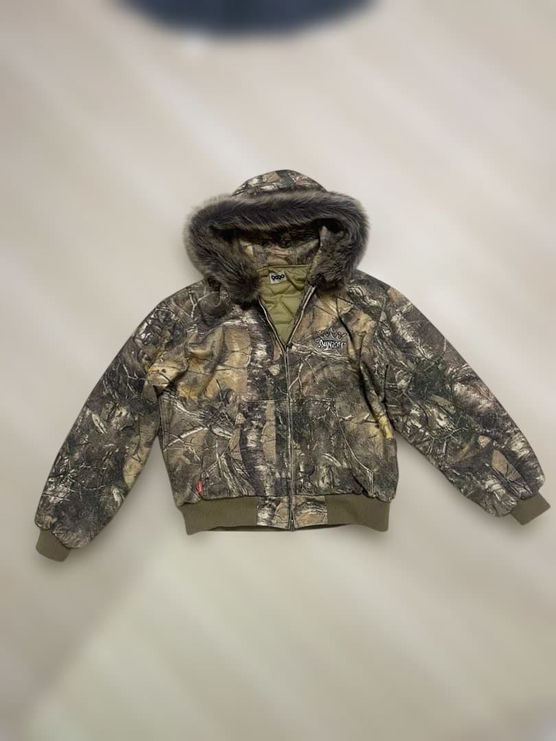 9090 キングロゴスラブデニムファージップフーディー