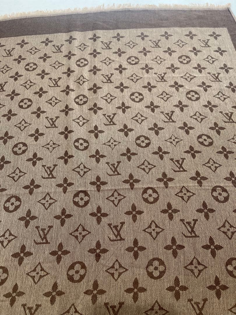 Louis Vuitton ロゴパターン ストール