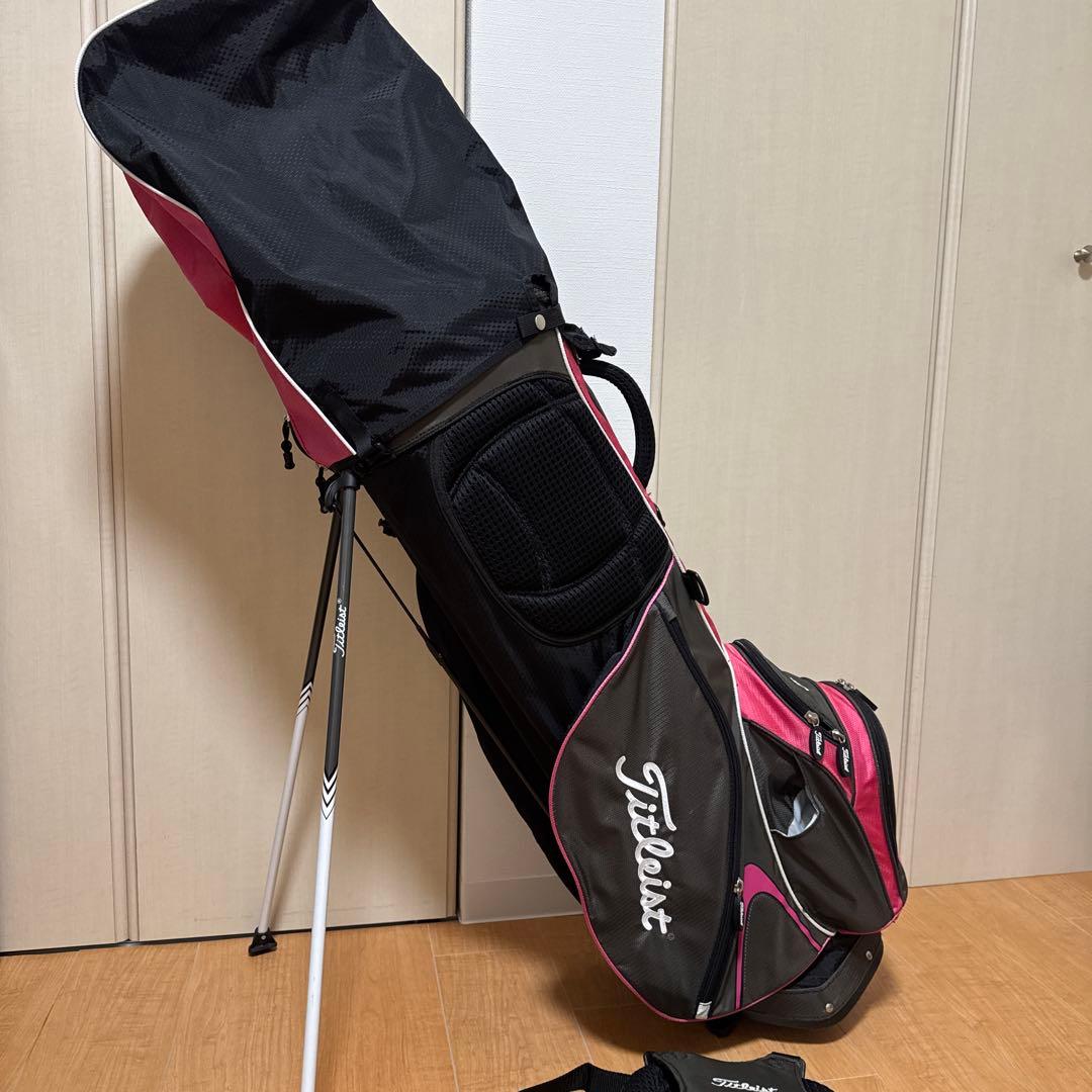【美品】TITLEIST キャディバッグ　9.5型　軽量