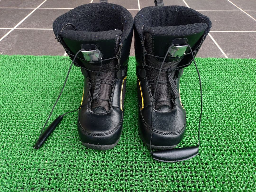 キッズスノーボード３点セット　ブーツ20〜21センチ　ボード88センチ