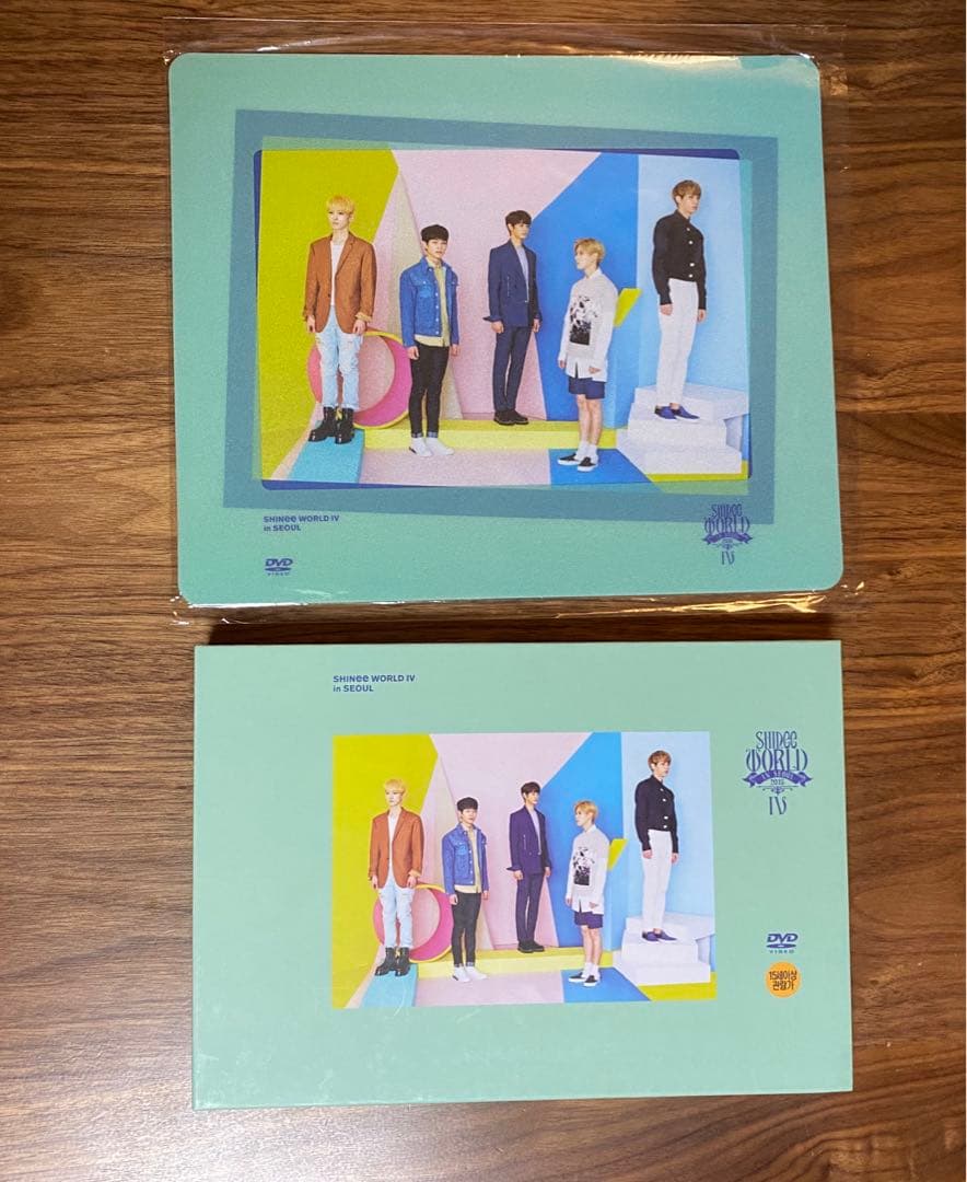 SHINee  WORLD Ⅳ DVD マウスパッド　⭐︎