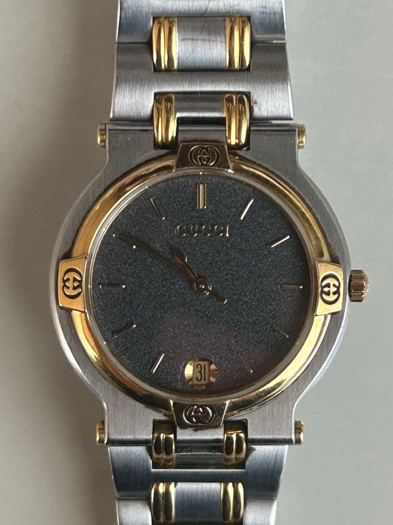 極美品 GUCCI グッチ　腕時計 9000M クォーツ ゴールド 稼働品